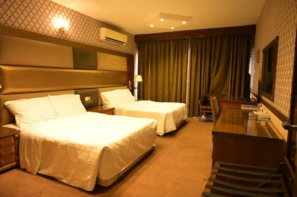 Abjad Crown Hotel 5