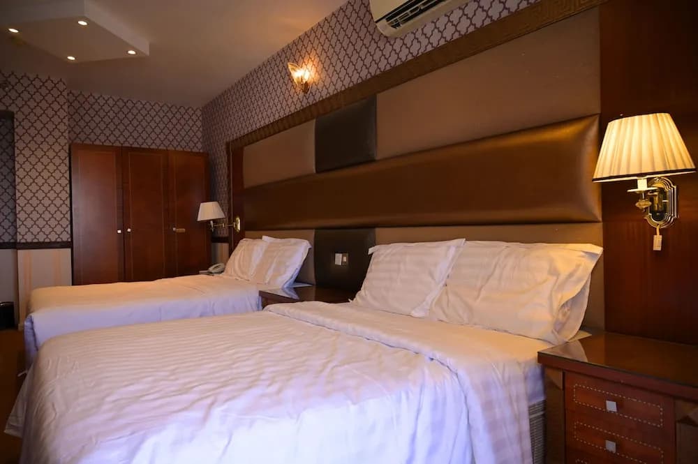 Abjad Crown Hotel 4
