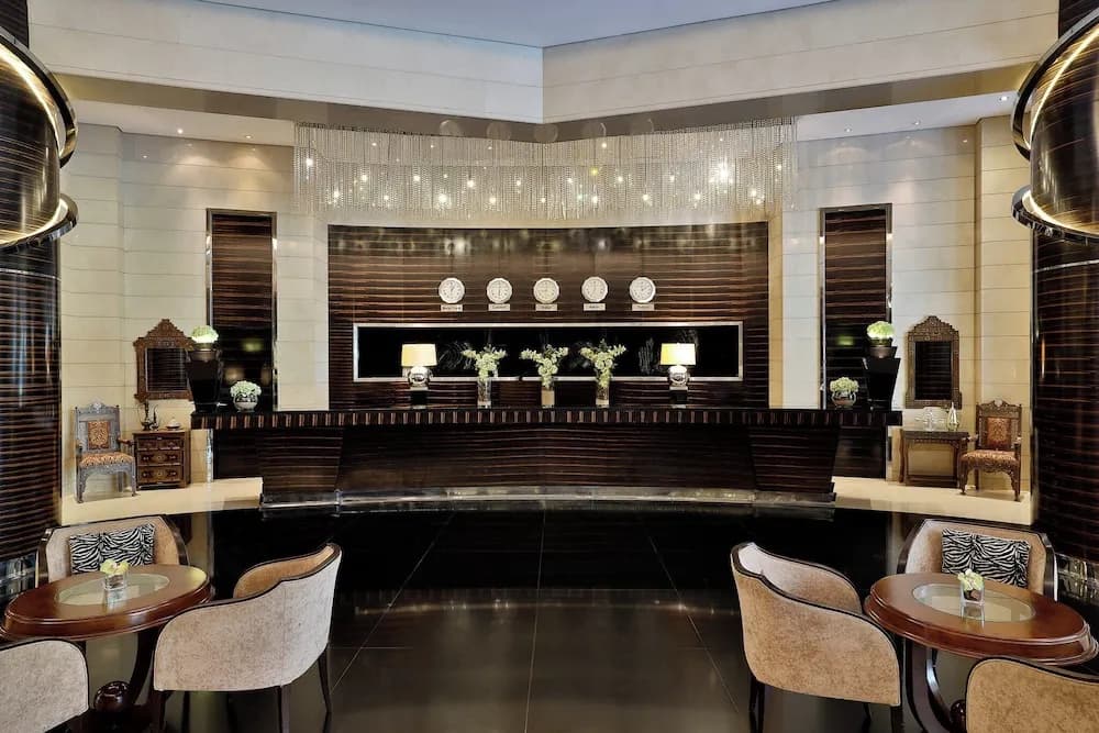 Grand Millennium Dubai 3