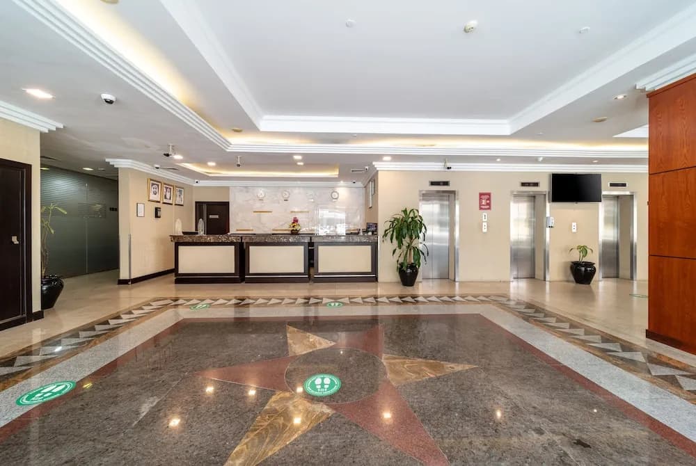 Star Metro Deira Hotel Apartments 4