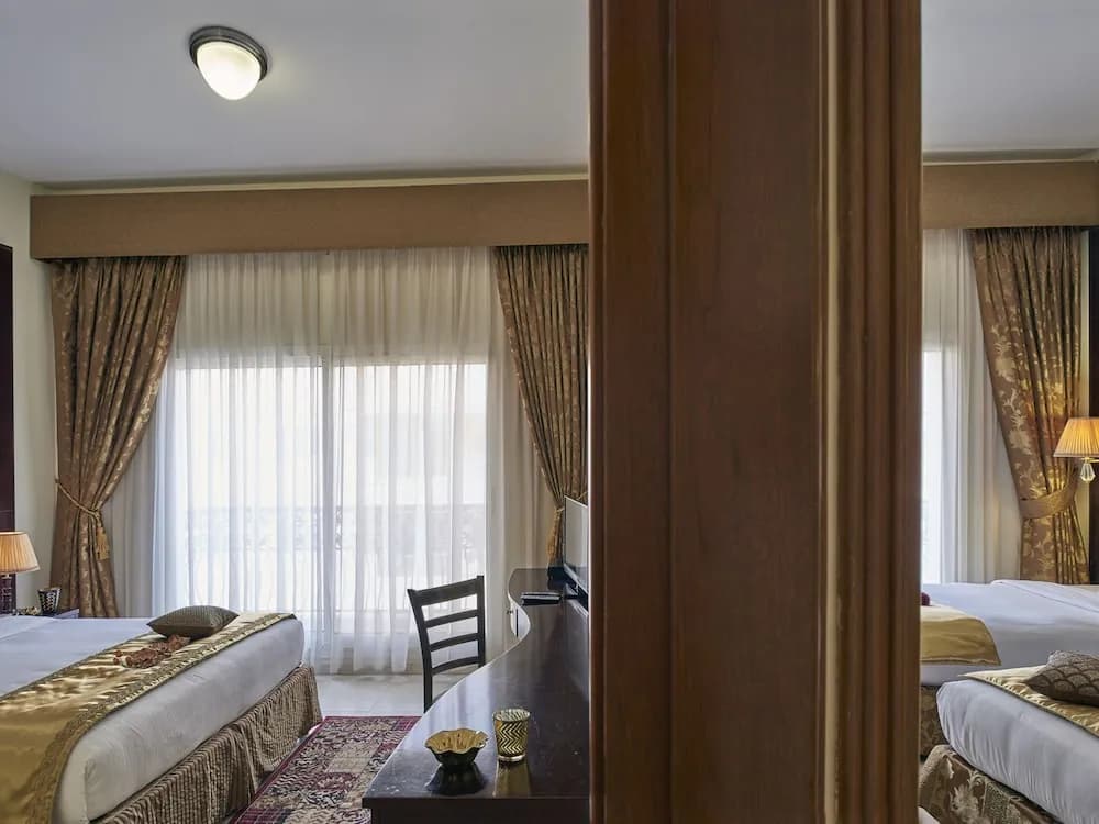 Arabian Dreams Hotel Apartments 3