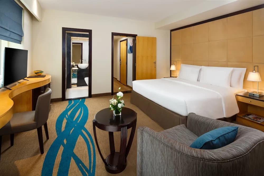 Savoy Suites Hotel Apartments 2