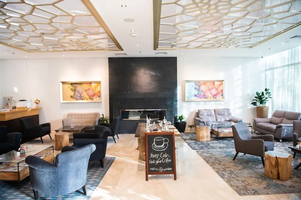 Grandeur Hotel 3