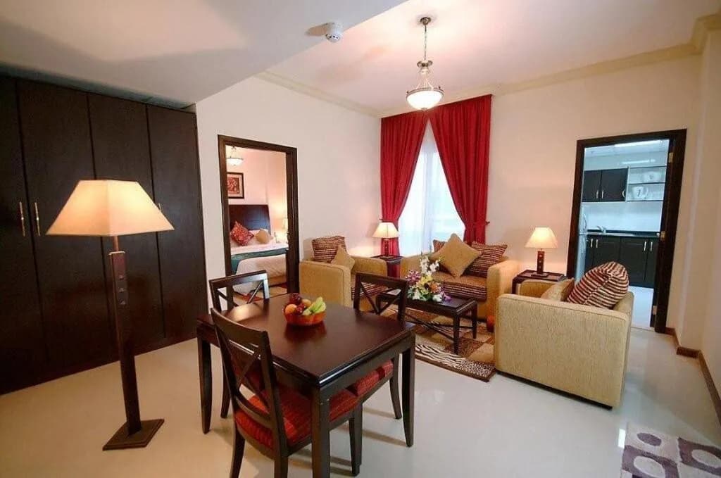 Golden Square Suites