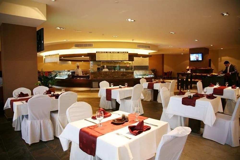Staybridge Suites Dubai Internet City by IHG 4