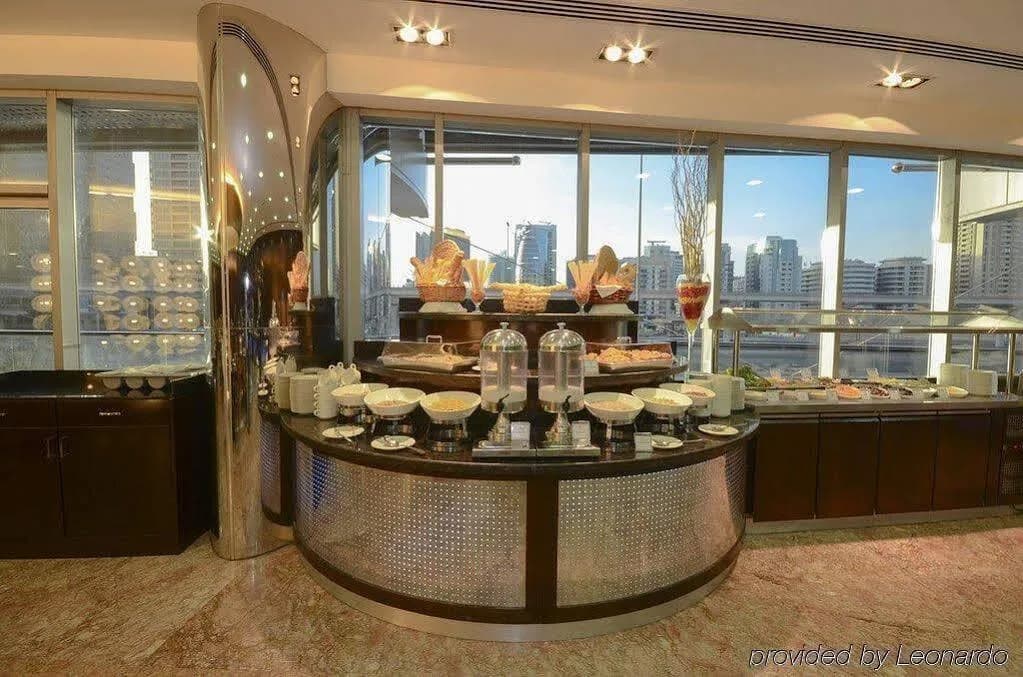 Staybridge Suites Dubai Internet City by IHG 3