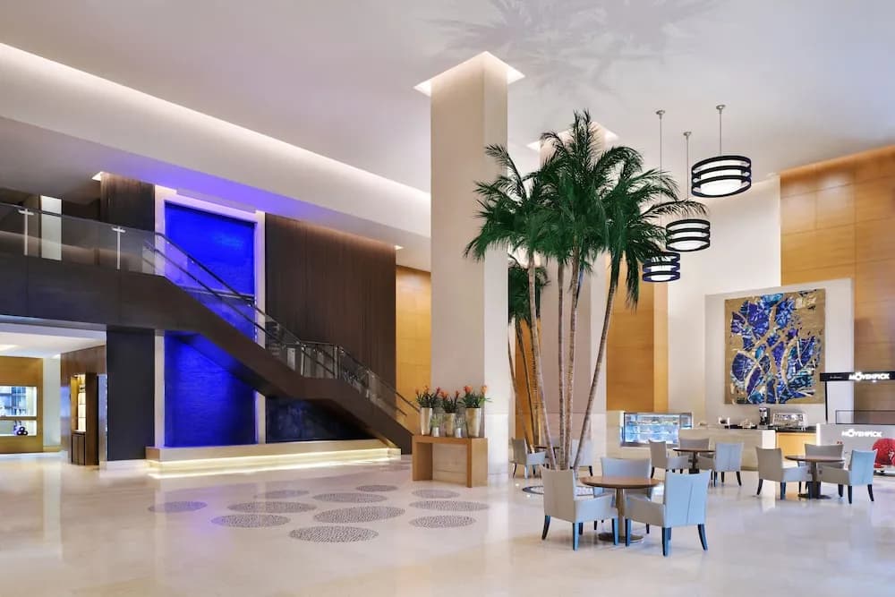 Mövenpick Hotel Jumeirah Beach 3