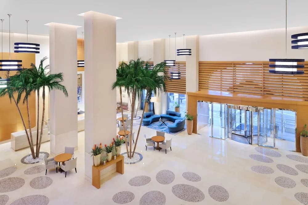 Mövenpick Hotel Jumeirah Beach 2