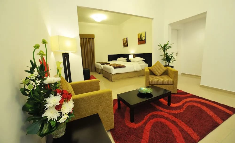 Ramada Hotel & Suites by Wyndham Ajman 4