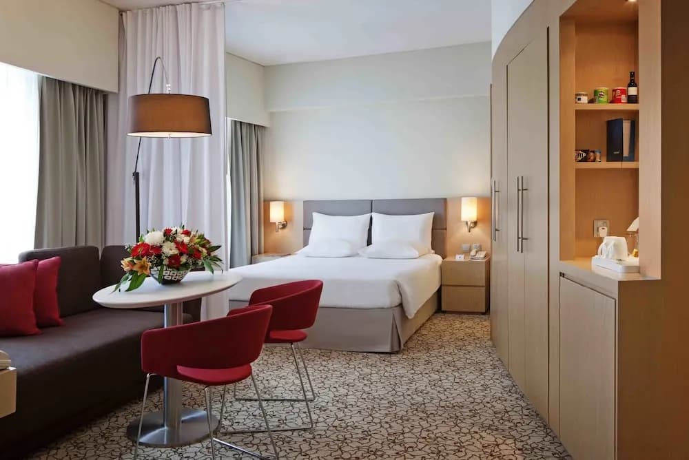 Novotel Suites Mall Avenue Dubai 4