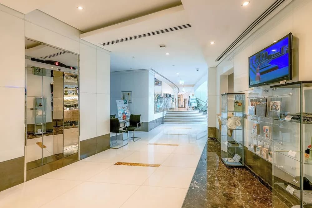 TIME Oak Hotel & Suite 3