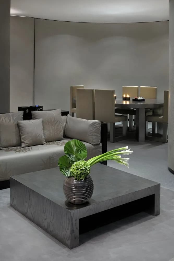 Armani Hotel Dubai 4