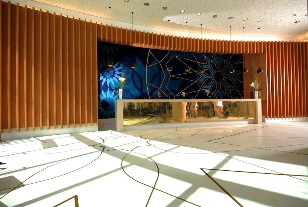 Crowne Plaza Abu Dhabi - Yas Island 4