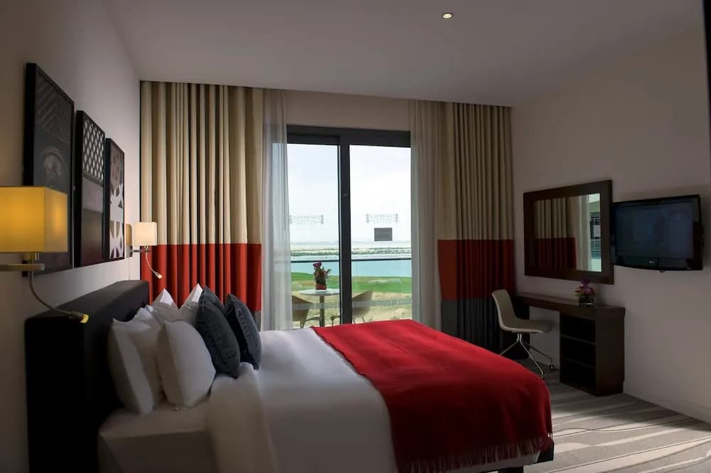 Staybridge Suites Abu Dhabi - Yas Island 5