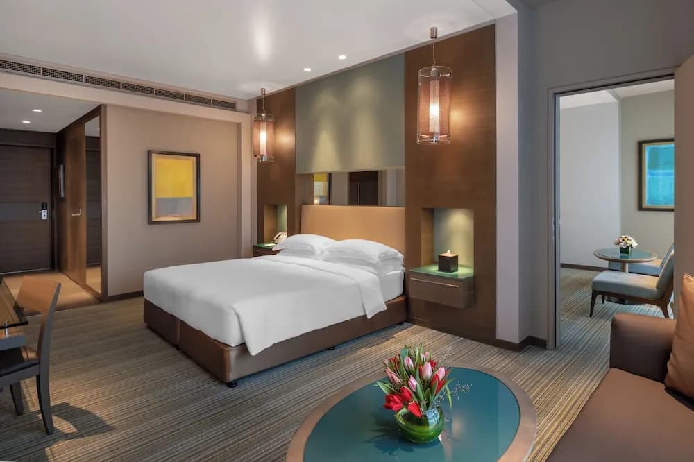Park Rotana 4