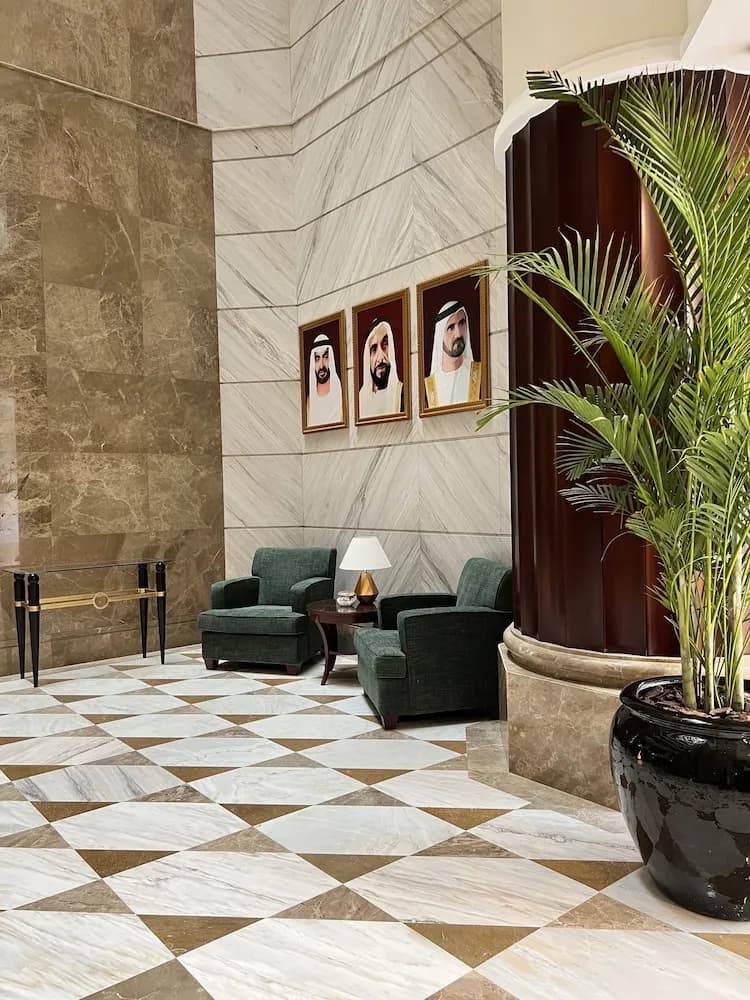 City Seasons Suites 4