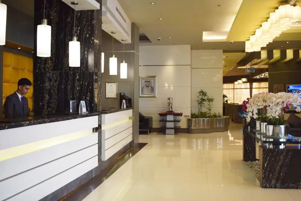 TIME Grand Plaza Hotel 3