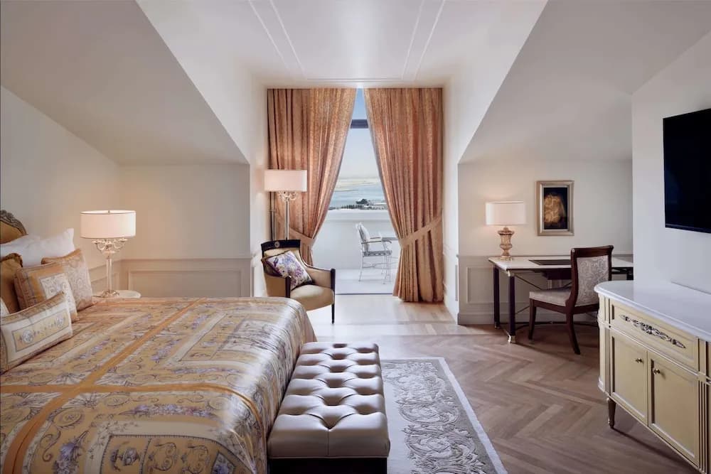 Palazzo Versace Dubai 4