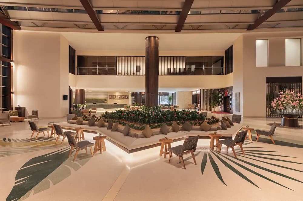 Rixos The Palm Hotel & Suites 2