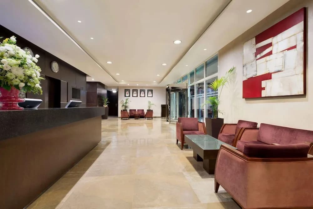 Ramada by Wyndham Abu Dhabi Downtown 3