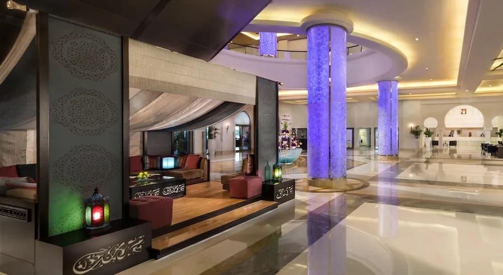 Bahi Ajman Palace Hotel 5