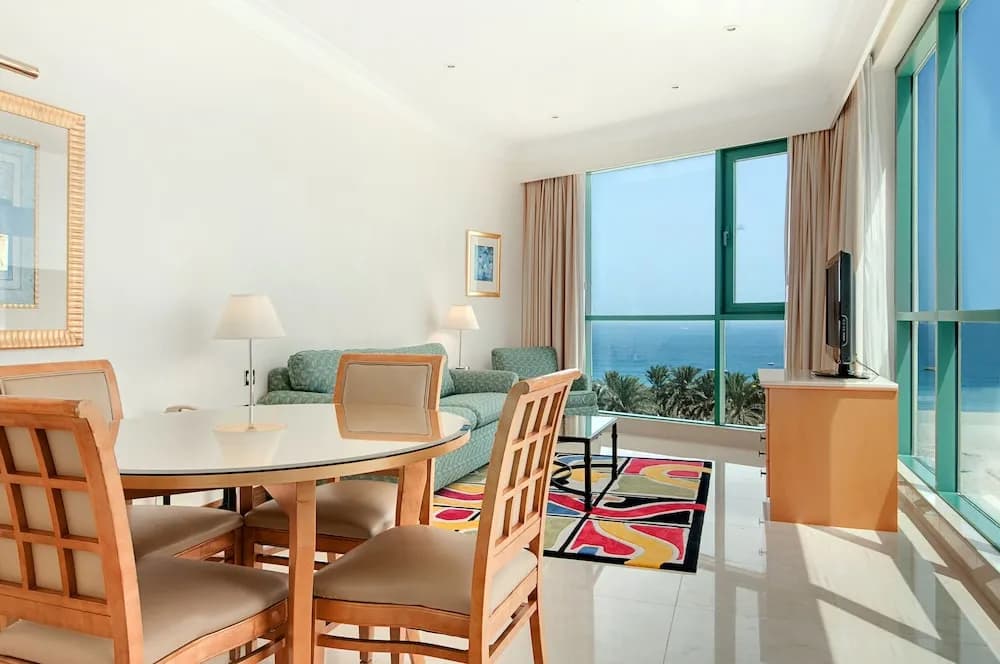 Hilton Dubai Jumeirah 4