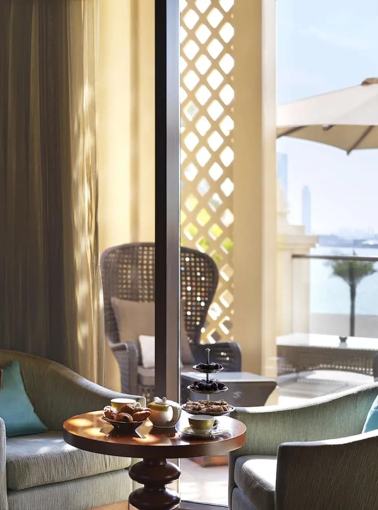 Fairmont The Palm 3