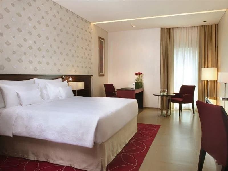 Cosmopolitan Hotel 5