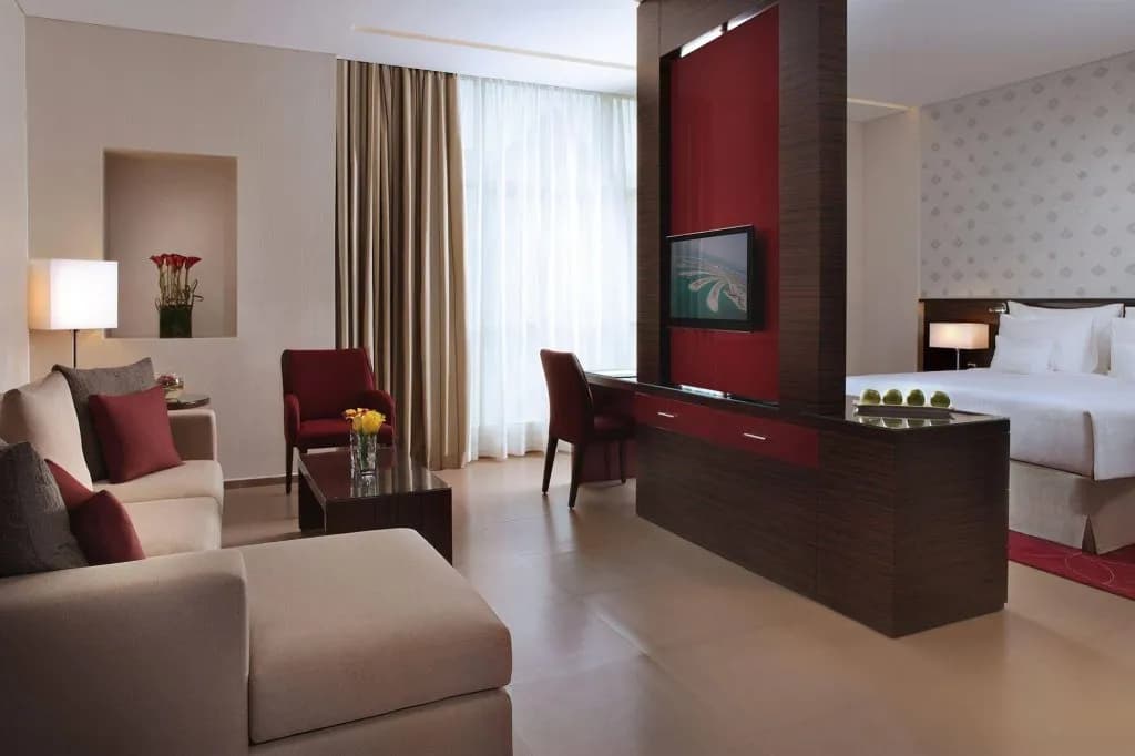 Cosmopolitan Hotel 4