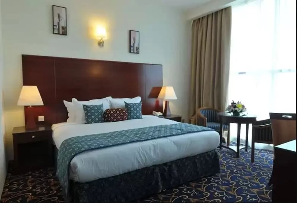 Ramee Rose Hotel 4
