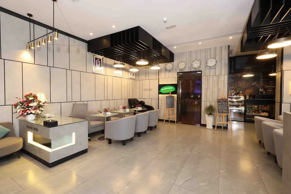 Fortis Hotel 2