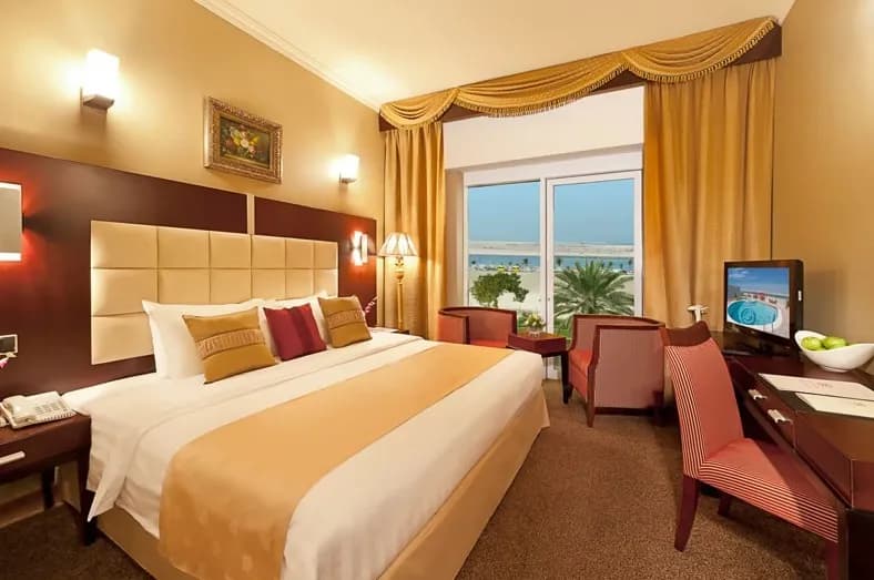 Sun & Sands Sea View Hotel 2