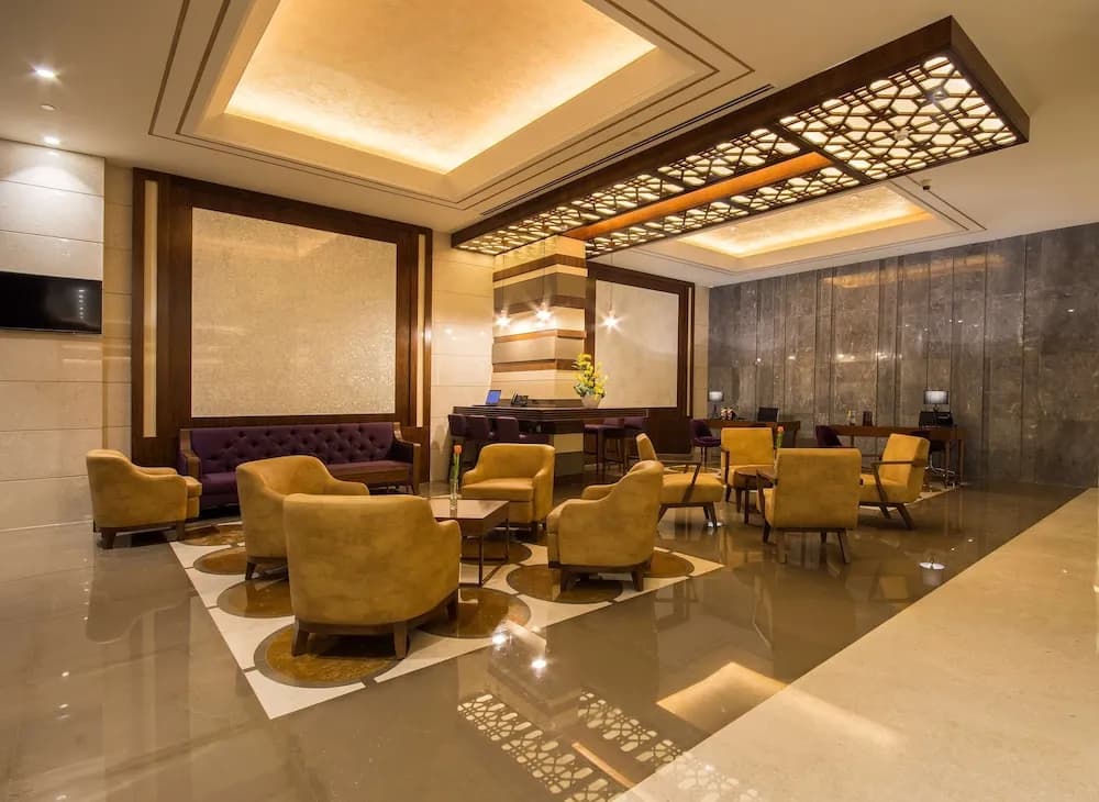 Golden Tulip Media Hotel 4