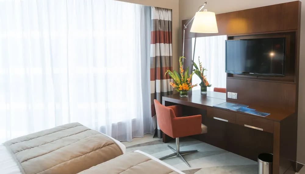 Novotel Dubai Al Barsha 2