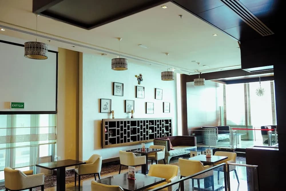 Copthorne Hotel Sharjah 4
