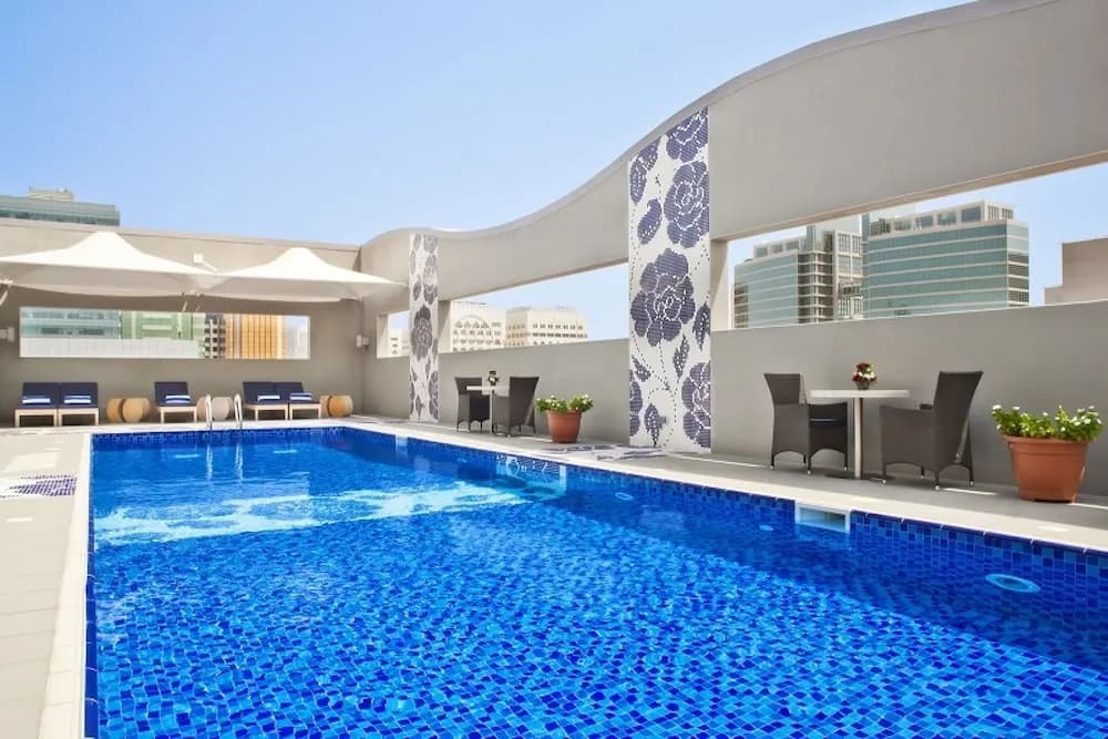 Oaks Liwa Executive Suites