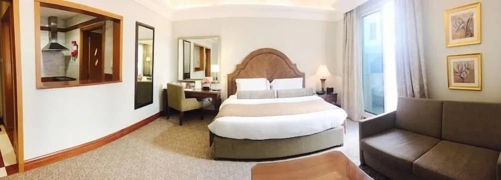 Ayla Hotel 5