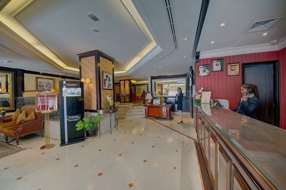 Ascot Hotel 4