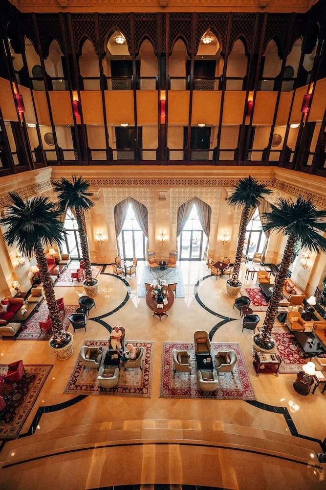 Shangri-La Hotel Qaryat Al Beri 3