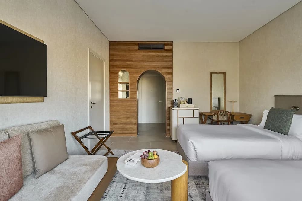 Erth Abu Dhabi 2