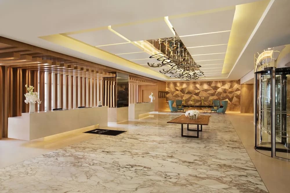 DoubleTree by Hilton Dubai - Jumeirah Beach 2