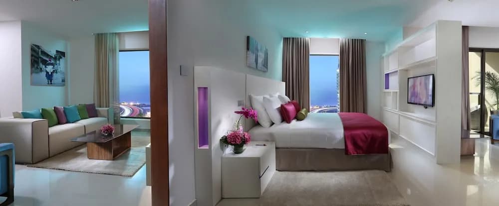 Ramada Hotel & Suites by Wyndham Dubai JBR 3