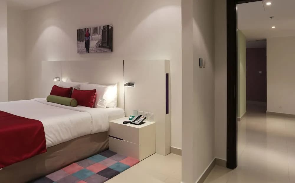 Ramada Hotel & Suites by Wyndham Dubai JBR 5