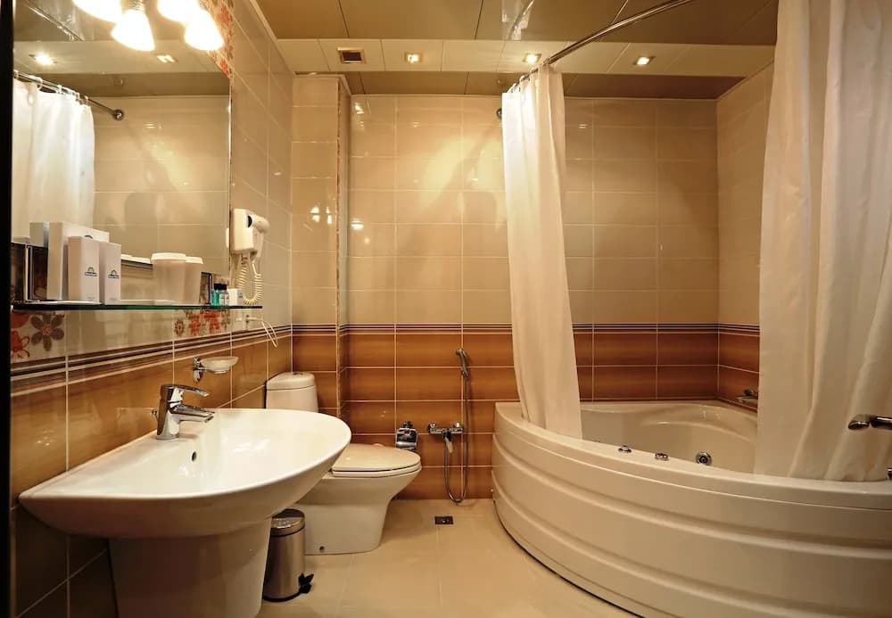 Days Hotel by Wyndham Baku