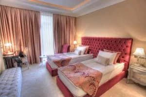 Lake Palace 2
