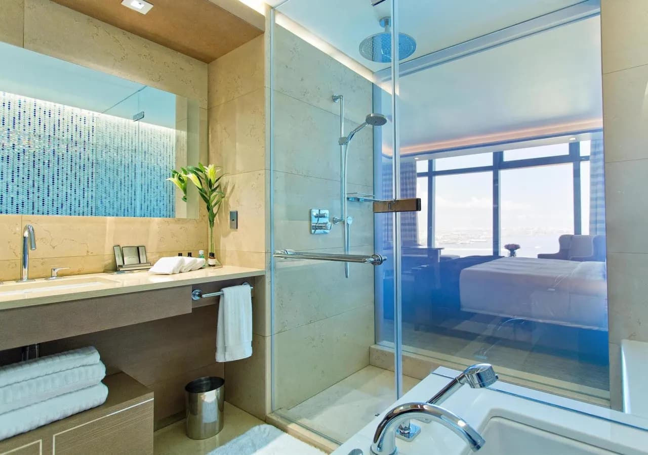 Fairmont Baku - Flame Towers 4