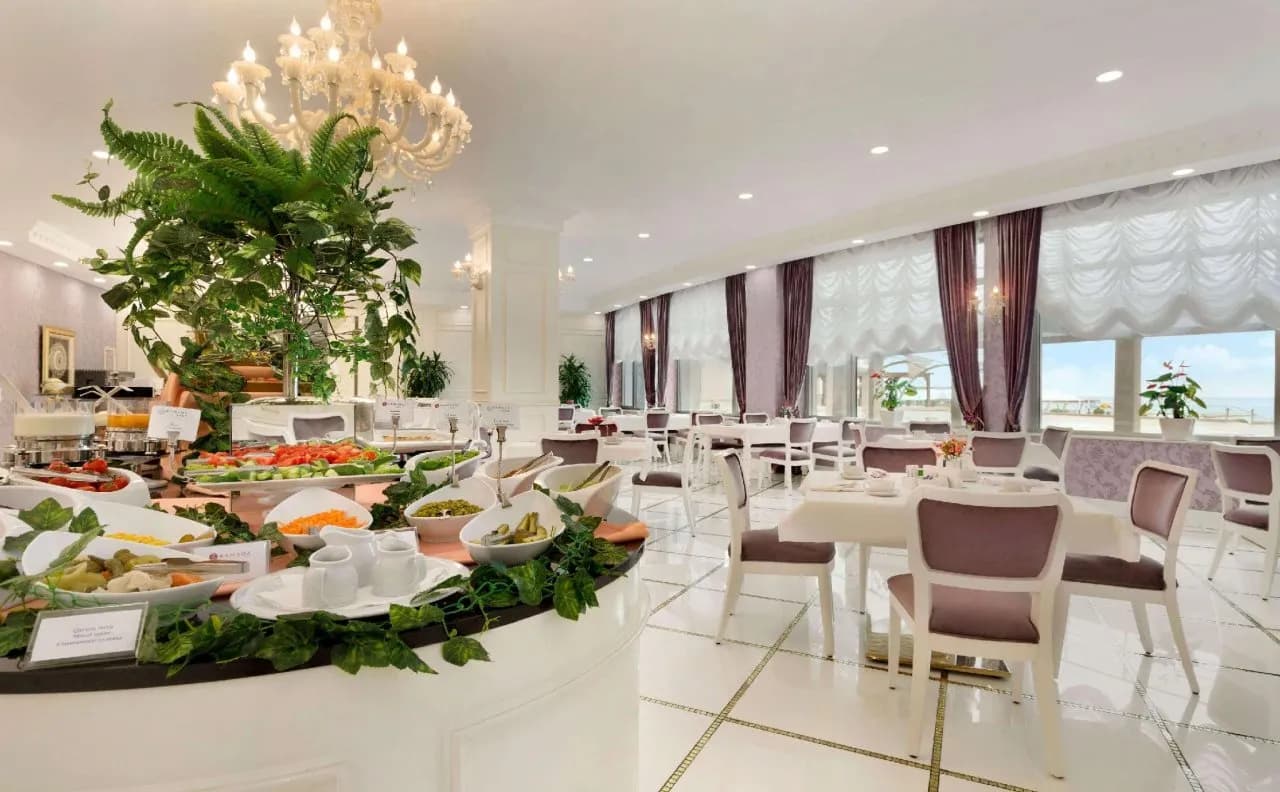 Ramada by Wyndham Baku 5