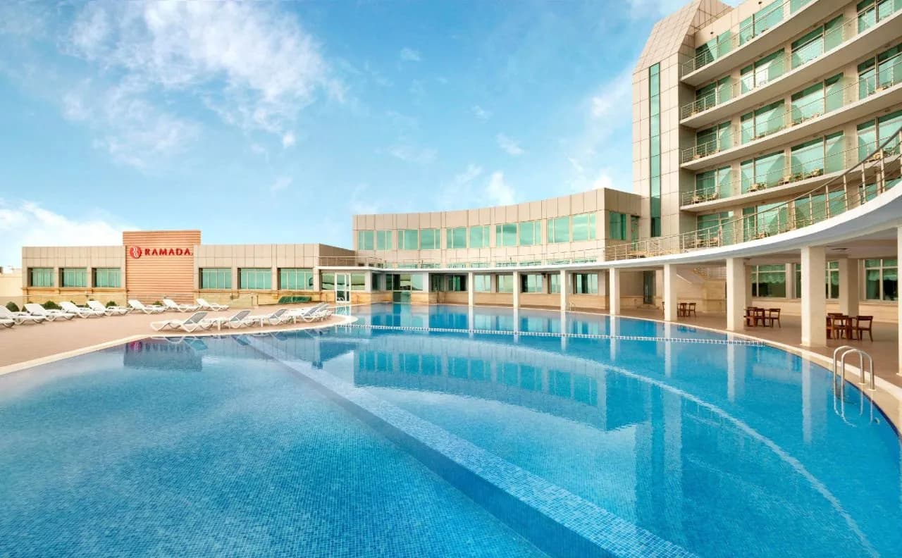 Ramada by Wyndham Baku 3