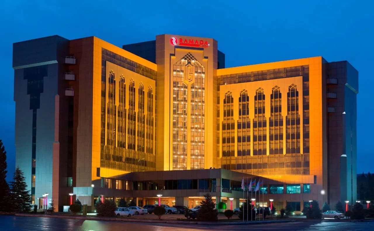 Ramada Plaza by Wyndham Gence 5