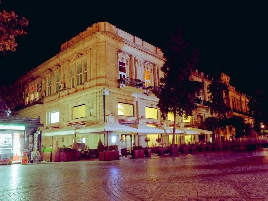 Bristol Hotel Baku